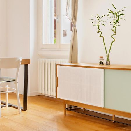Milano Isola - Bright 2-Room Apartment With Balcony Luaran gambar