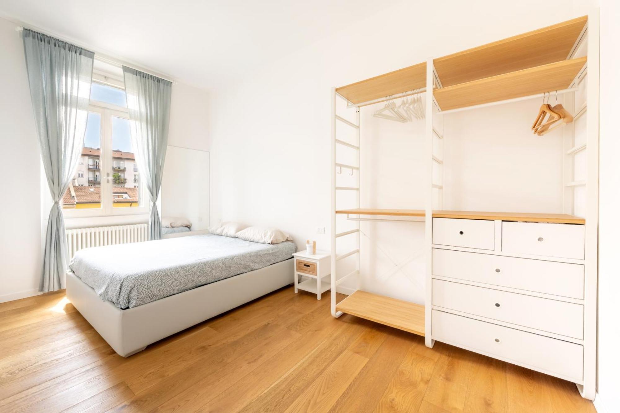 Milano Isola - Bright 2-Room Apartment With Balcony Luaran gambar